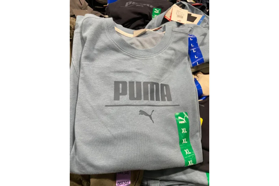 PUMA 그래픽 반팔티