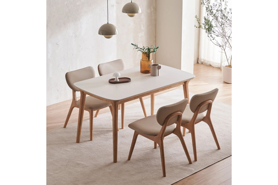 핀란디아 카리노 4인 세라믹 식탁 세트