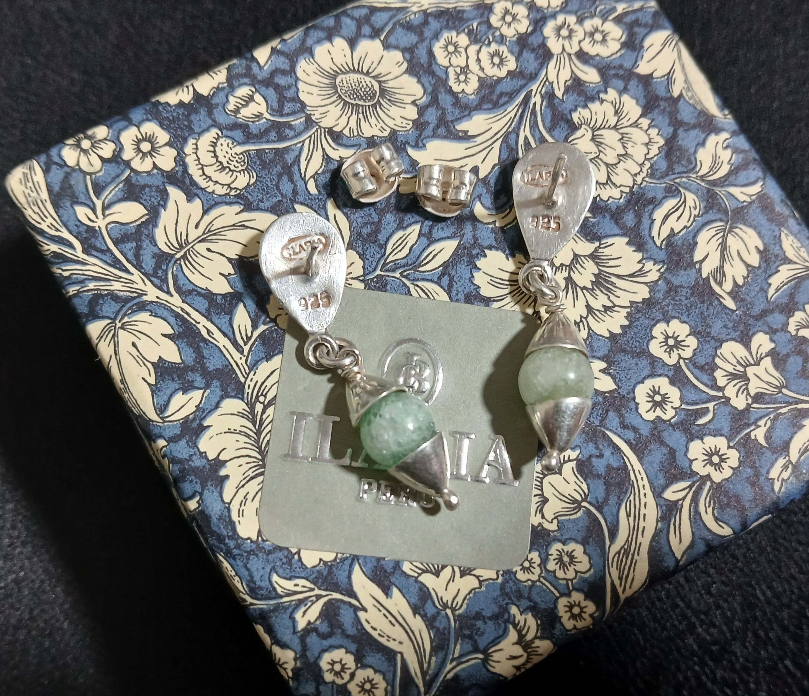 Aretes Colgantes Ilaria plata 925 y Cuarzo Verde