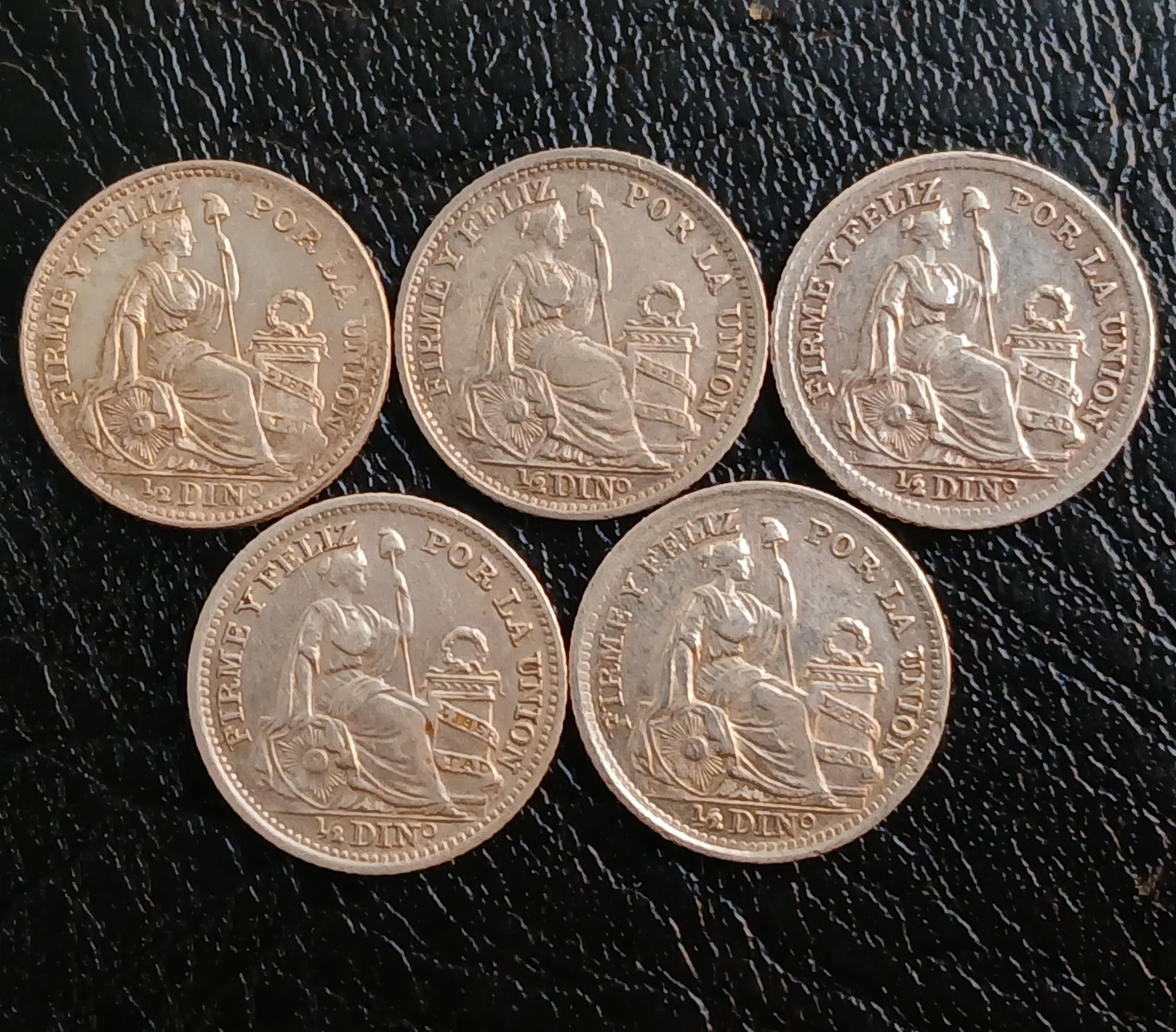 Lote medios dinos plata 9 décimos