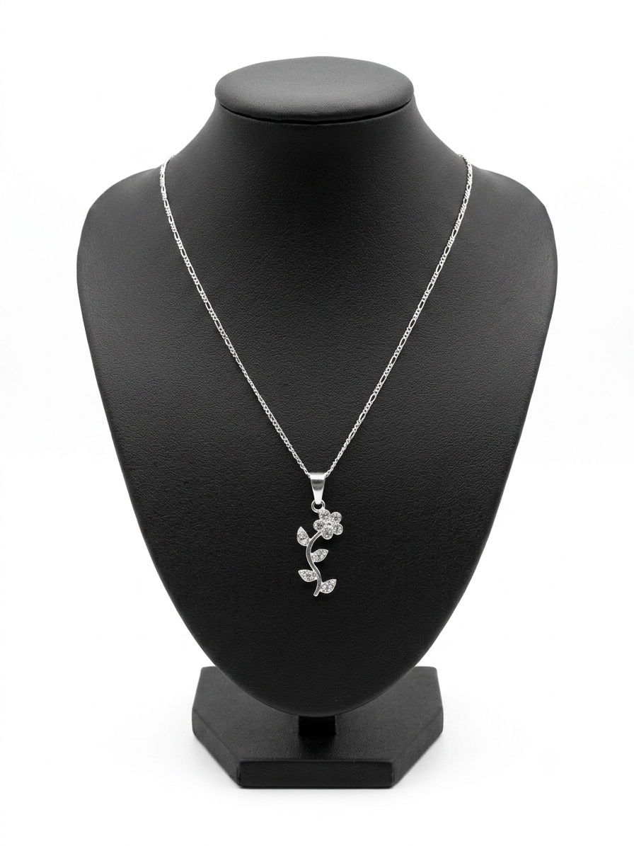 Cadena y dije de plata de una flor con hojas y piedras plata 925