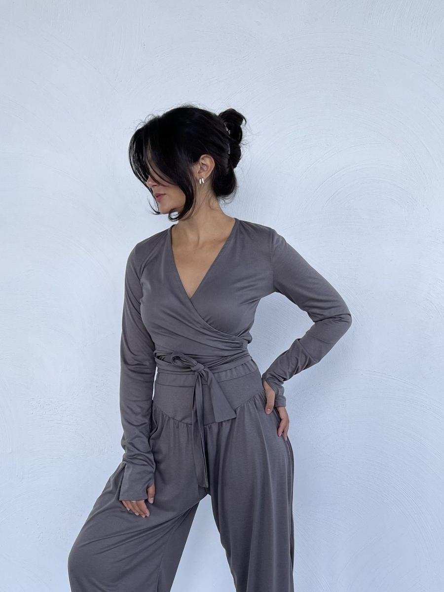 KONDŌ Long Sleeve Top — Grey
