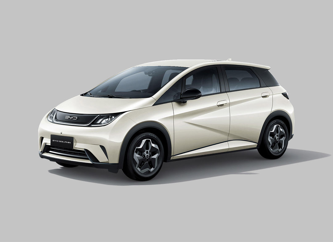 https://ik.imagekit.io/comparacar/byd/dolphin/diamond-bev-45-kwh-at/6a551bfef074b5d2f8cf9cf6/6a551bfef074b5d2f8cf9cf8