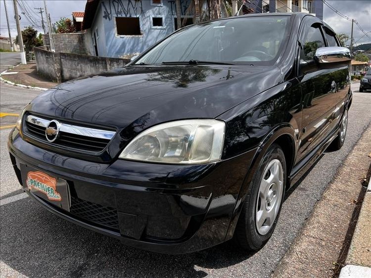 comprar Chevrolet Corsa Sedan em Piracicaba - SP