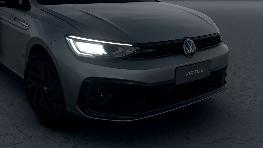 https://ik.imagekit.io/comparacar/volkswagen/virtus/exclusive-250-1.4-tsi-at/6a9c20a94d8c69145a2f4952/6a9c20a94d8c69145a2f4954