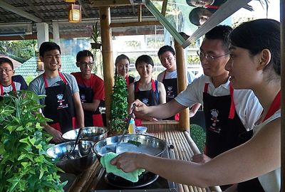 芭东自选菜单半日烹饪课（含市场导览/可中文授课）