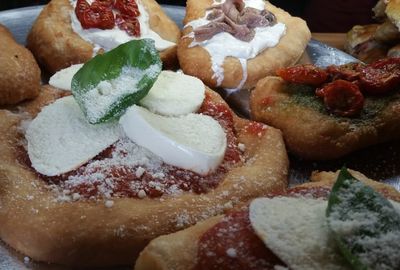 Pizza Tasting off the Beaten Path near the Colosseum at Sunset