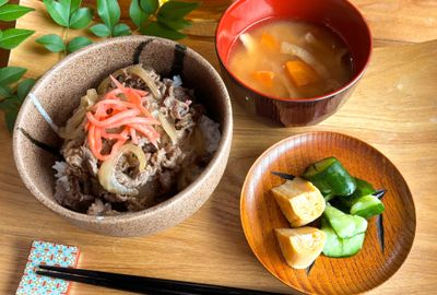 Make Authentic Japanese Gyu-don (Beef Rice Bowl) in Tokyo