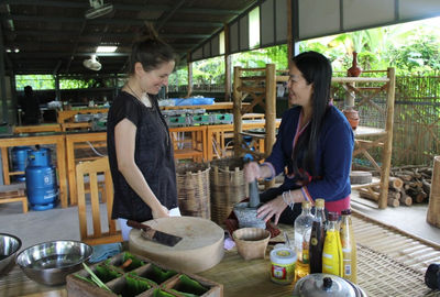 시골지역에서의 전통 란나 요리클래스(Love Chiang Mai Cooking School)