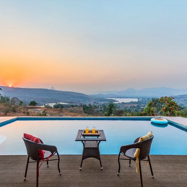 Cover Photo of The Sundowner in Pawna