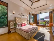 The Luxe Oasis - Serene Villa with Garden, Pool & Bar Area photo 5