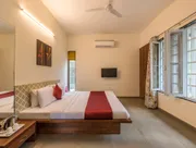 Greystone Villa - Pristine Views of Mulshi Dam photo 3
