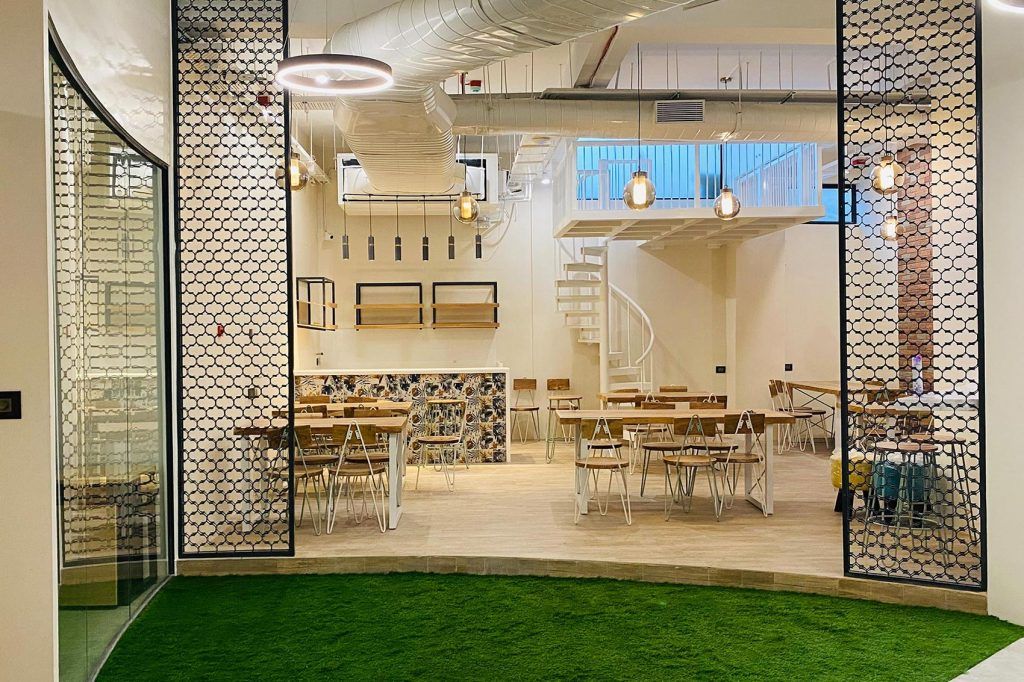 Coworking Cafeteria in Chennai