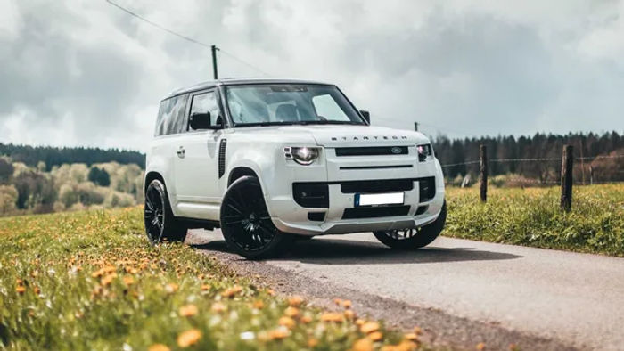 LAND ROVER DEFENDER STARTECH (2024) Alquiler Ibiza