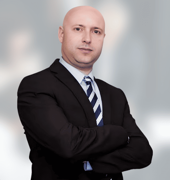 Ronen Kurzfeld Immigration Lawyer Toronto gallery photo