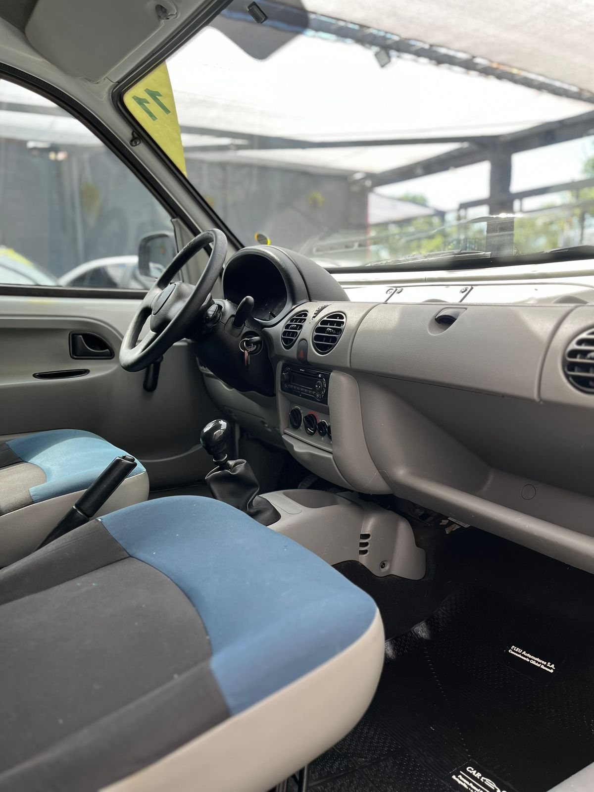 Renault Kangoo | Modelo: 2017 | 250.000Km