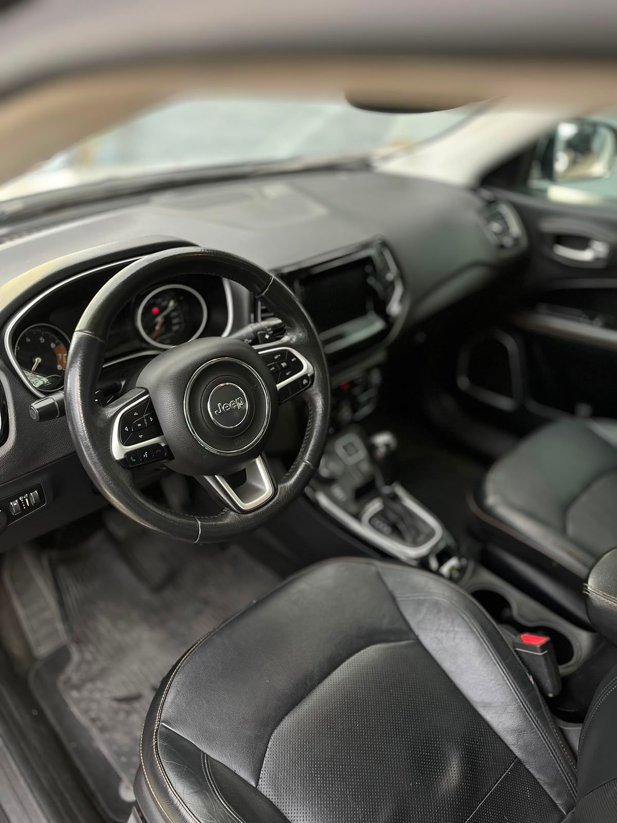 Jeep Compass Limited 2.4 4x4 AT9 | Modelo: 2018 | 144.000Km