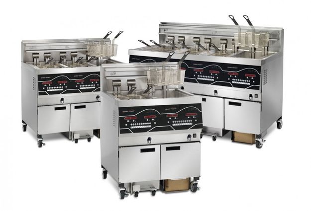 Group of Henny Penny Evolution Elite open fryers in one, two, three and four-well configurations.