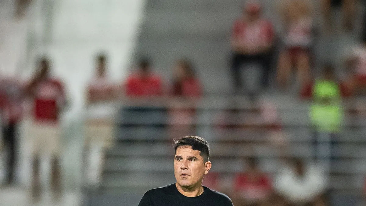 Após derrota para o Juventude, Barroca comenta sobre sua situação no CRB - Fonte imagem: Globo Esporte