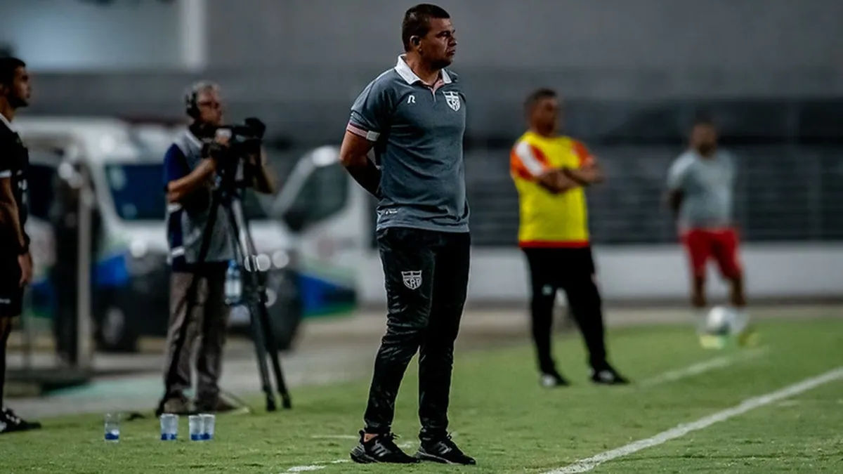 Após empate em casa, Louzer critica falta de vigor do CRB - Fonte imagem: Globo Esporte