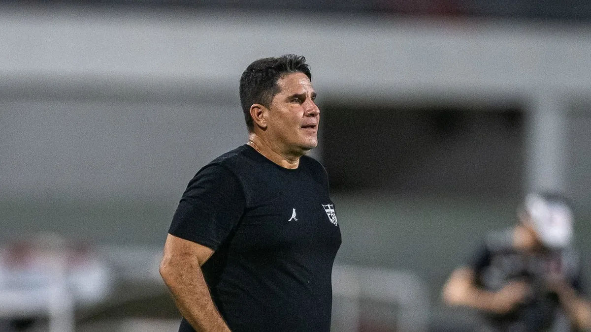 Barroca celebra apoio de atletas e presidente após a conquista - Fonte imagem: Globo Esporte
