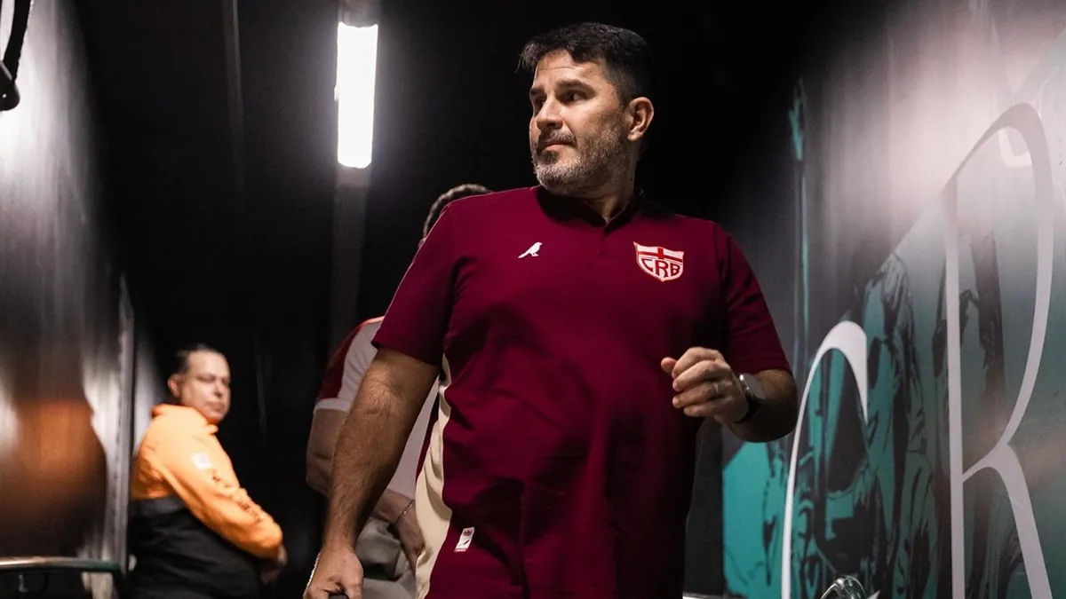 Barroca exalta desempenho do CRB e convoca torcida: 'Tudo em aberto' - Fonte imagem: Globo Esporte