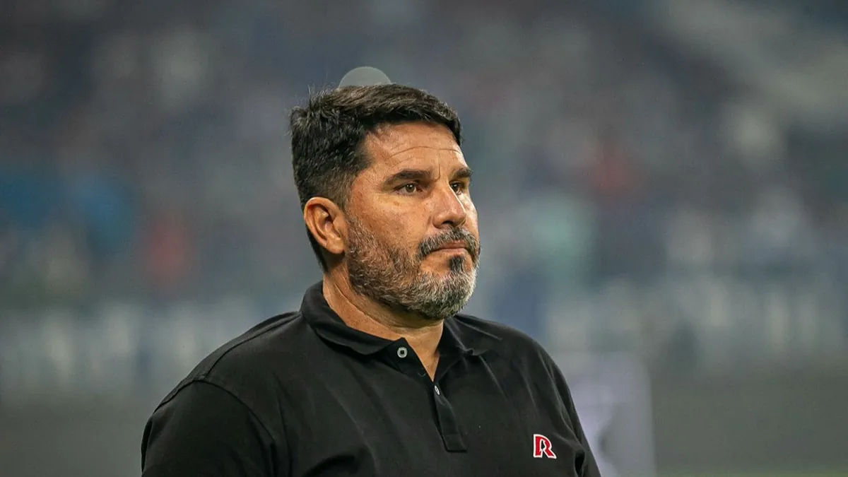 Barroca exalta resistência do CRB em empate contra o Vila Nova - Fonte imagem: Globo Esporte