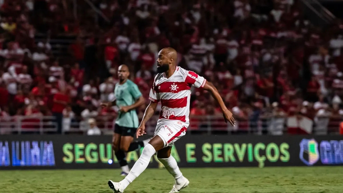 Chay revela transformações no CRB após chegada de Hélio dos Anjos - Fonte imagem: Globo Esporte