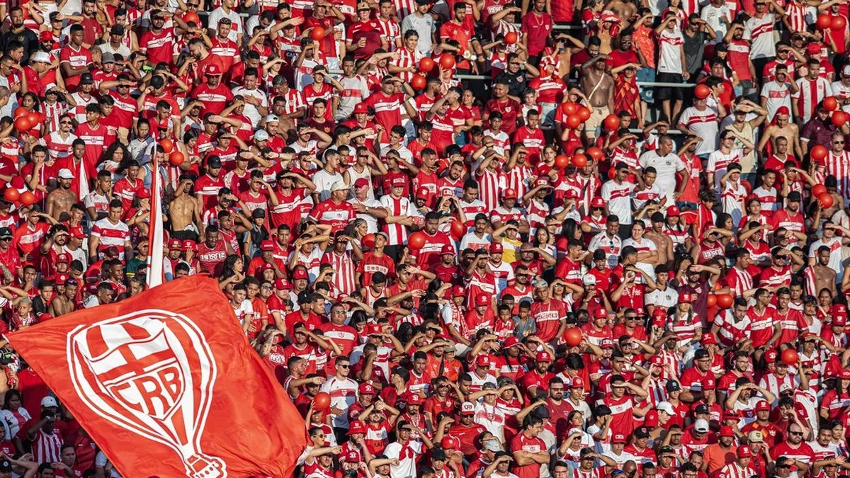 CRB atinge 10 mil torcedores e chega à 15ª final do Alagoano - Fonte imagem: Globo Esporte