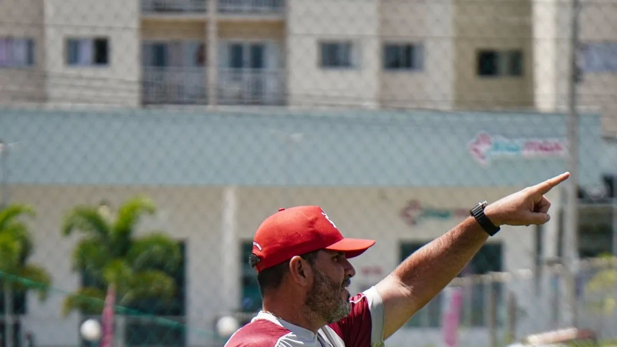CRB: Barroca pode manter time da final do Alagoano contra o Sousa - Fonte imagem: Globo Esporte