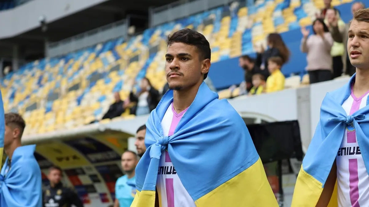 CRB busca volante que enfrenta desafios devido à guerra na Ucrânia - Fonte imagem: Globo Esporte