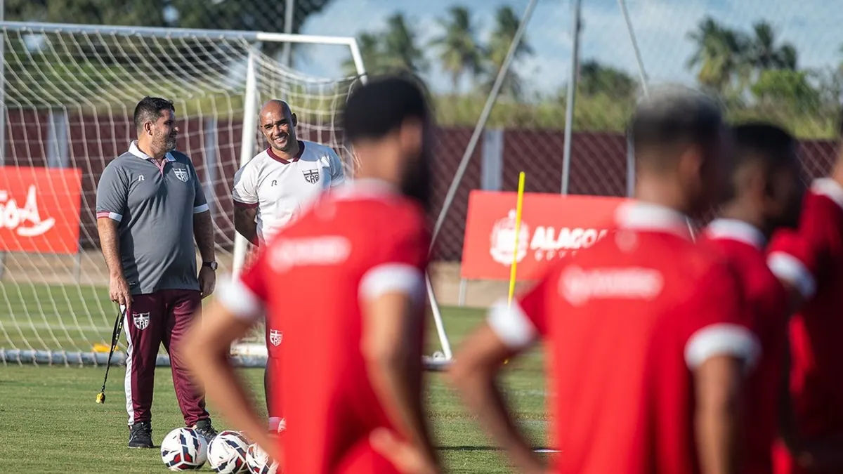 CRB dá início à pré-temporada com exames; trabalho real começa dia 2 - Fonte imagem: Globo Esporte