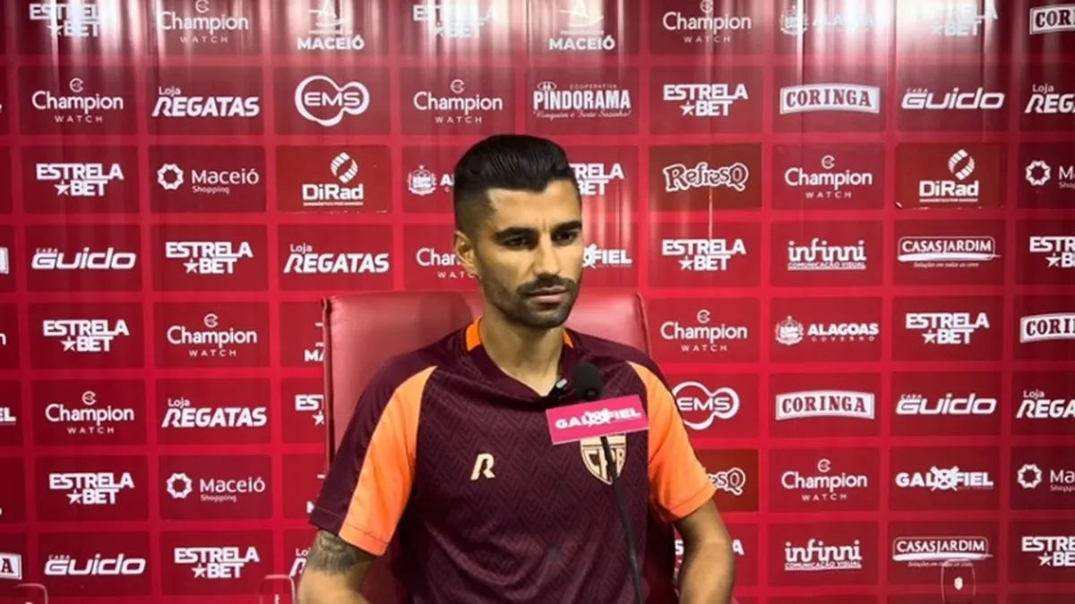 CRB desfalca time e enfrenta Náutico com sete jogadores pendurados - Fonte imagem: Globo Esporte
