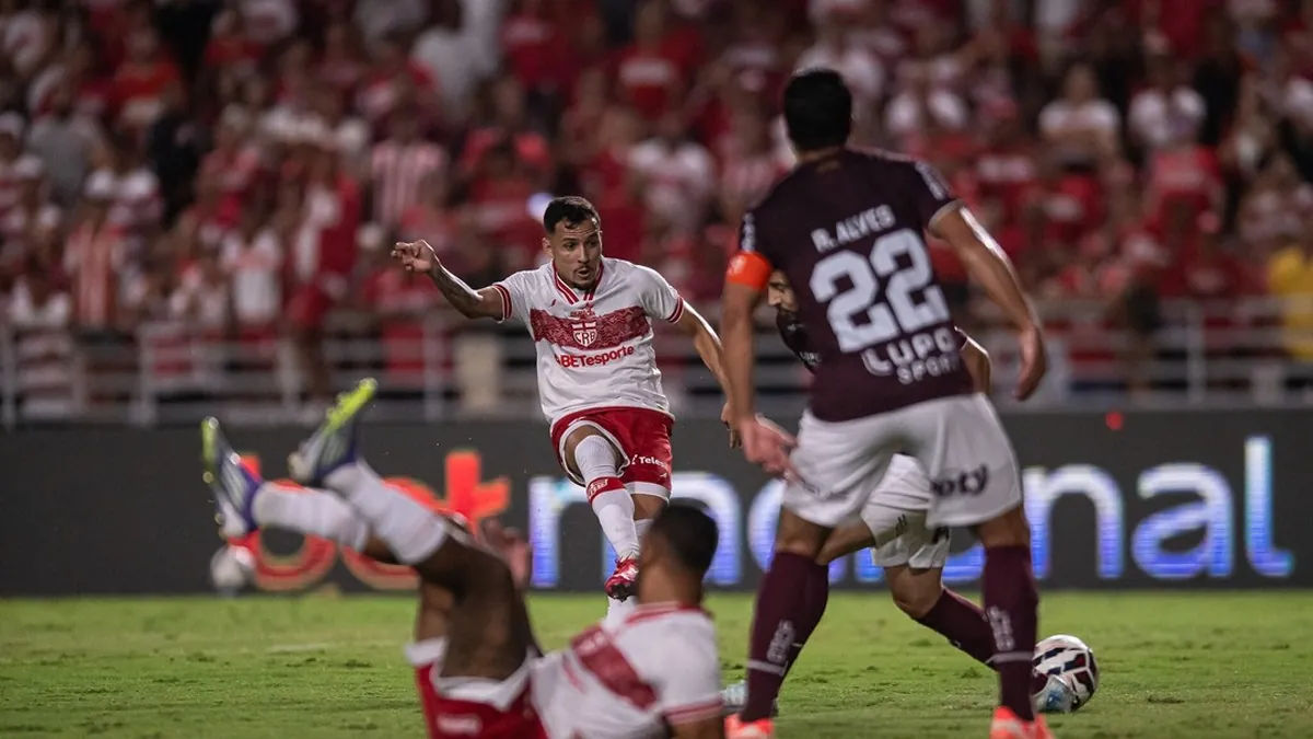 CRB e Operário-PR: Onde ver ao vivo, horários e time escalado? - Fonte imagem: Globo Esporte