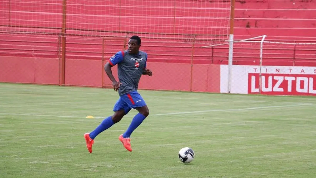 CRB fecha com Luiz Fernando, ex-jogador de Fluminense e Vila Nova - Fonte imagem: Globo Esporte