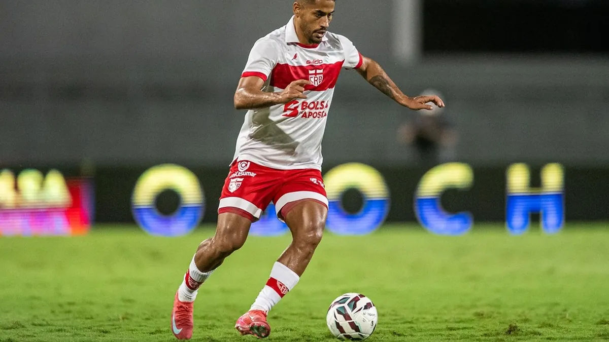 CRB fica sem dois jogadores-chave para o próximo jogo da Série B - Fonte imagem: Globo Esporte