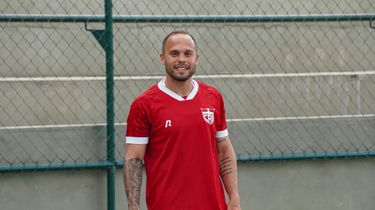 CRB finaliza preparação e apresenta mudanças para duelo contra Athletic - Fonte imagem: Globo Esporte