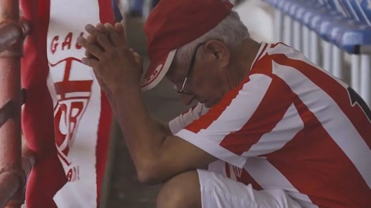 CRB homenageia torcedores icônicos durante final do Nordestão - Fonte imagem: Globo Esporte