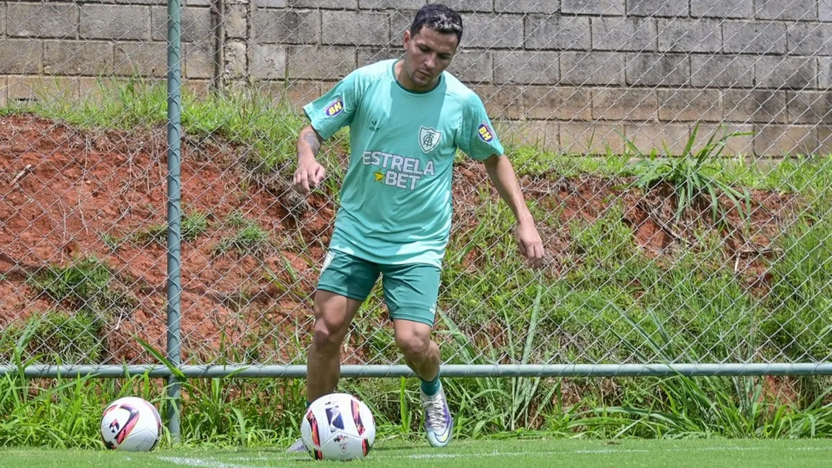 CRB mira Dadá Belmonte e pode negociar com Osvaldo, diz Marroquim - Fonte imagem: Globo Esporte