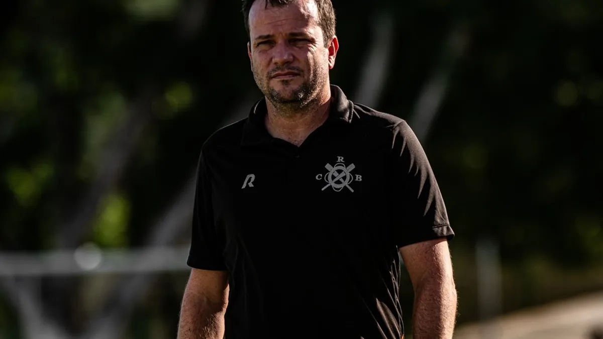 CRB procura novo talento para a esquerda: Nomes promissores em análise - Fonte imagem: Globo Esporte