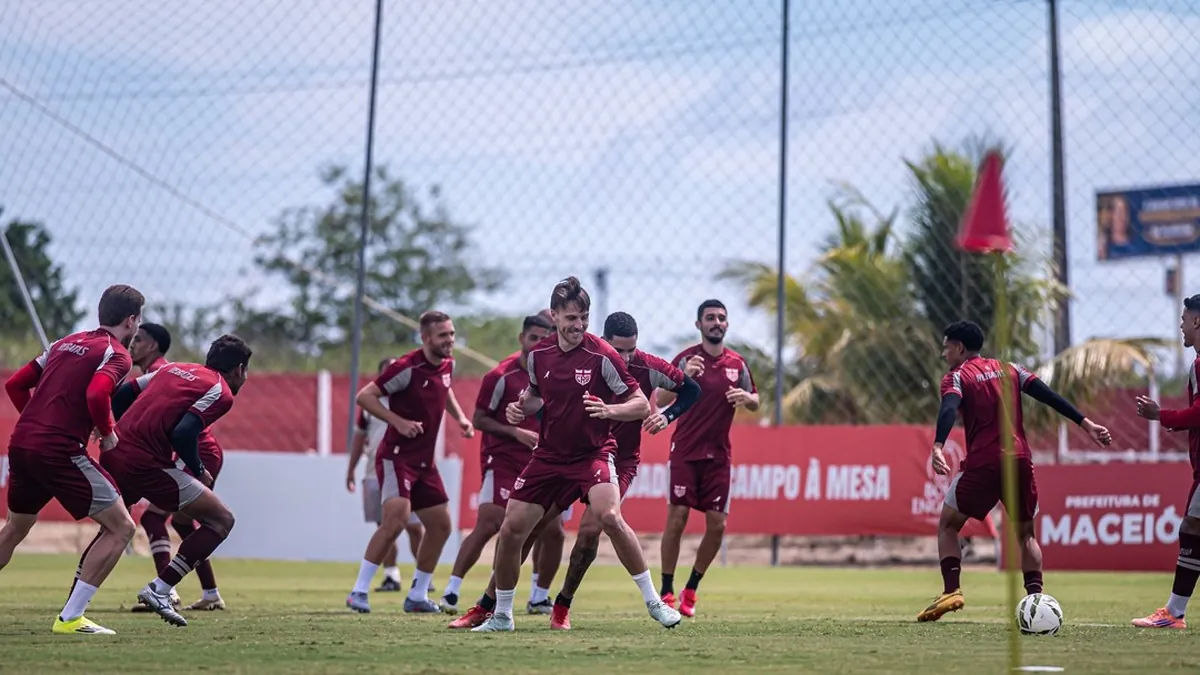 CRB reforça foco total na semifinal, sem descanso no Carnaval! - Fonte imagem: Globo Esporte