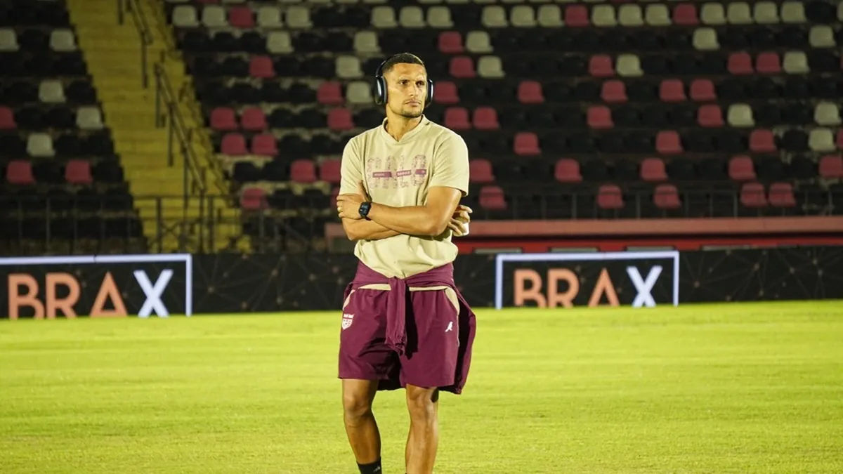 CRB se despede de 10 atletas: quem sairá do elenco em 2026? - Fonte imagem: Globo Esporte