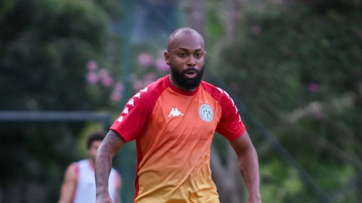 CRB se prepara para agitar o mercado: janela de transferências se aproxima - Fonte imagem: Globo Esporte