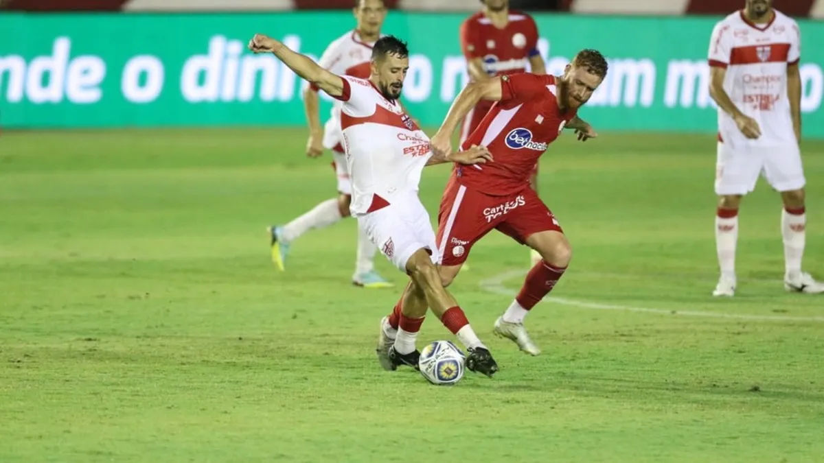 CRB segue invicto com nove jogos seguidos sem perder em 2024 - Fonte imagem: Globo Esporte