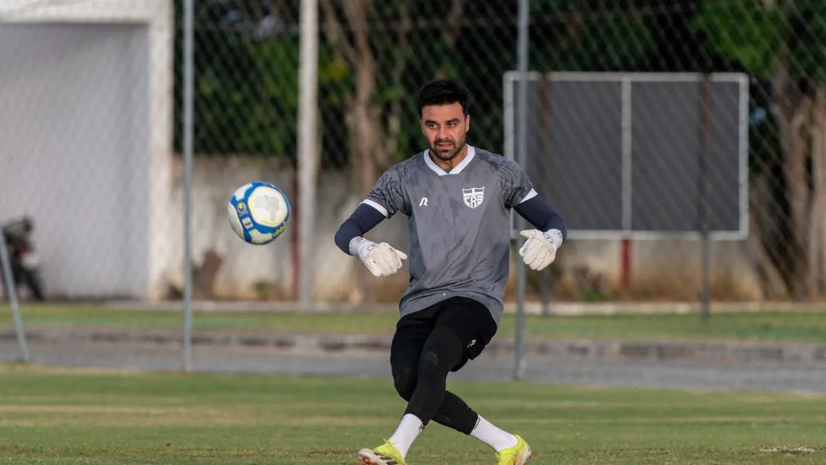 CRB sem Rômulo e com seis jogadores em risco para duelo contra o Sport - Fonte imagem: Globo Esporte