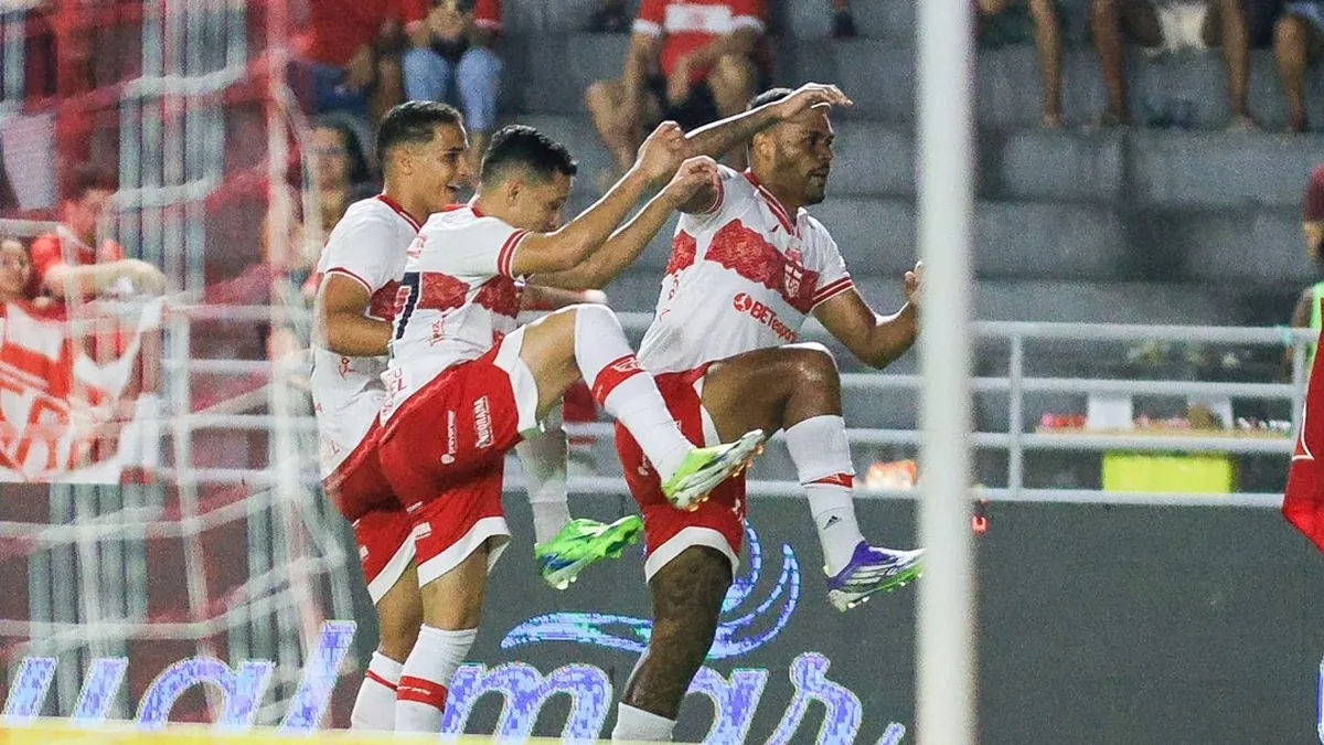 CRB sofre desfalque importante para duelo contra o Criciúma - Fonte imagem: Globo Esporte