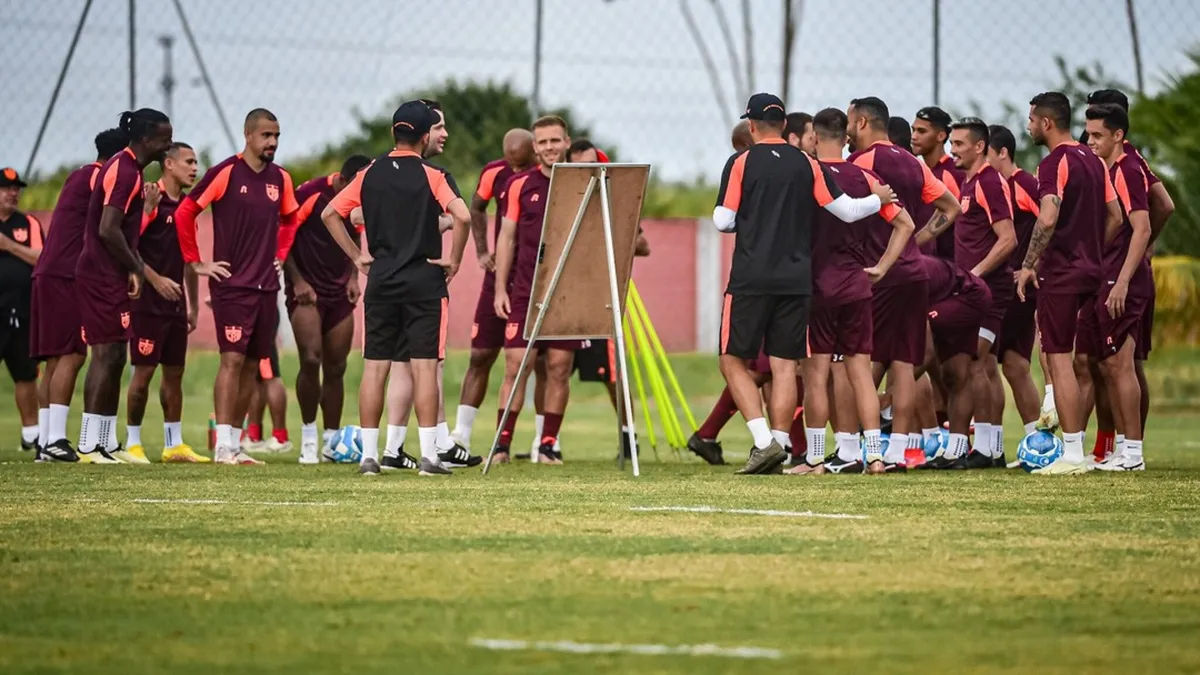 CRB surpreende na preparação para final do Alagoano com mudanças no Ninho do Galo - Fonte imagem: Globo Esporte