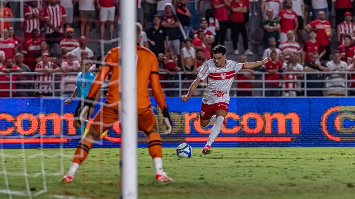 CRB x Atlético-MG: Conheça os horários dos jogos decisivos na Copa do Brasil - Fonte imagem: Globo Esporte