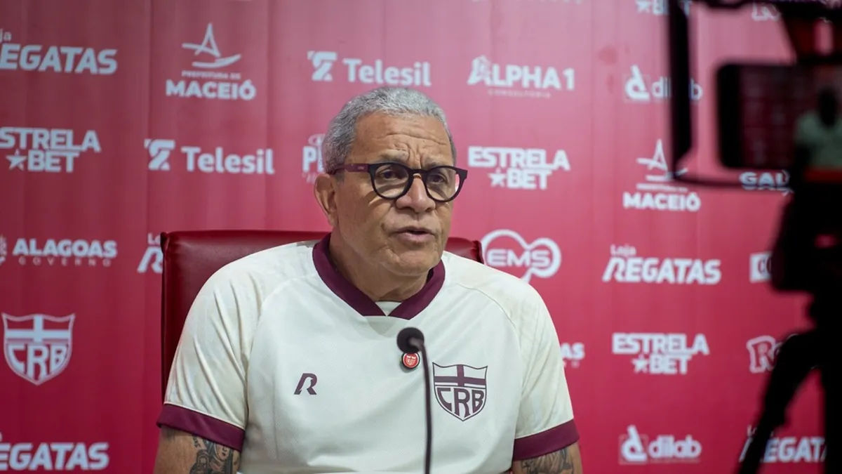 Empenho dos atletas anima Hélio na luta para resgatar o CRB - Fonte imagem: Globo Esporte