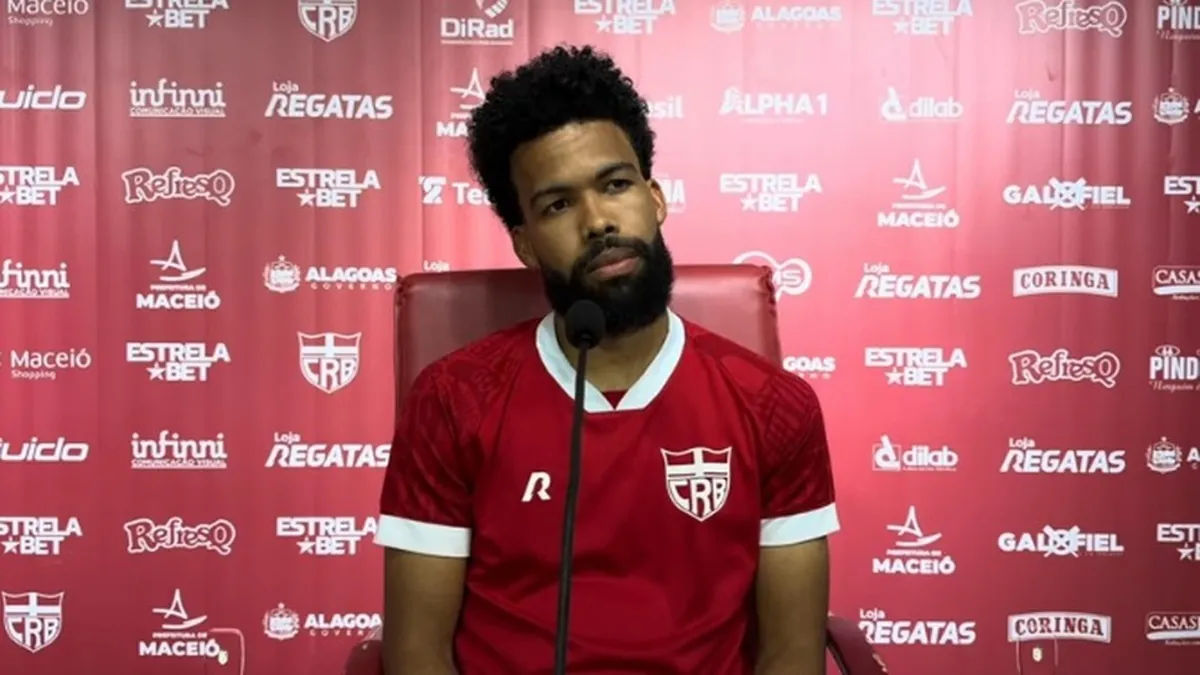 Falcão celebra recuperação do CRB e revela: 'Era difícil dormir' - Fonte imagem: Globo Esporte